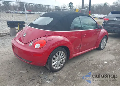 2010 Volkswagen New Beetle 2.5L z USA, uszkodzony, nr VIN 3VWRG3AL8AM010364
